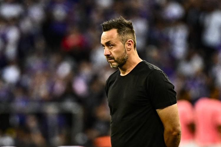 亚博-德泽尔比：帕瓦尔可以胜任多个位置，期待他能展现应有的实力